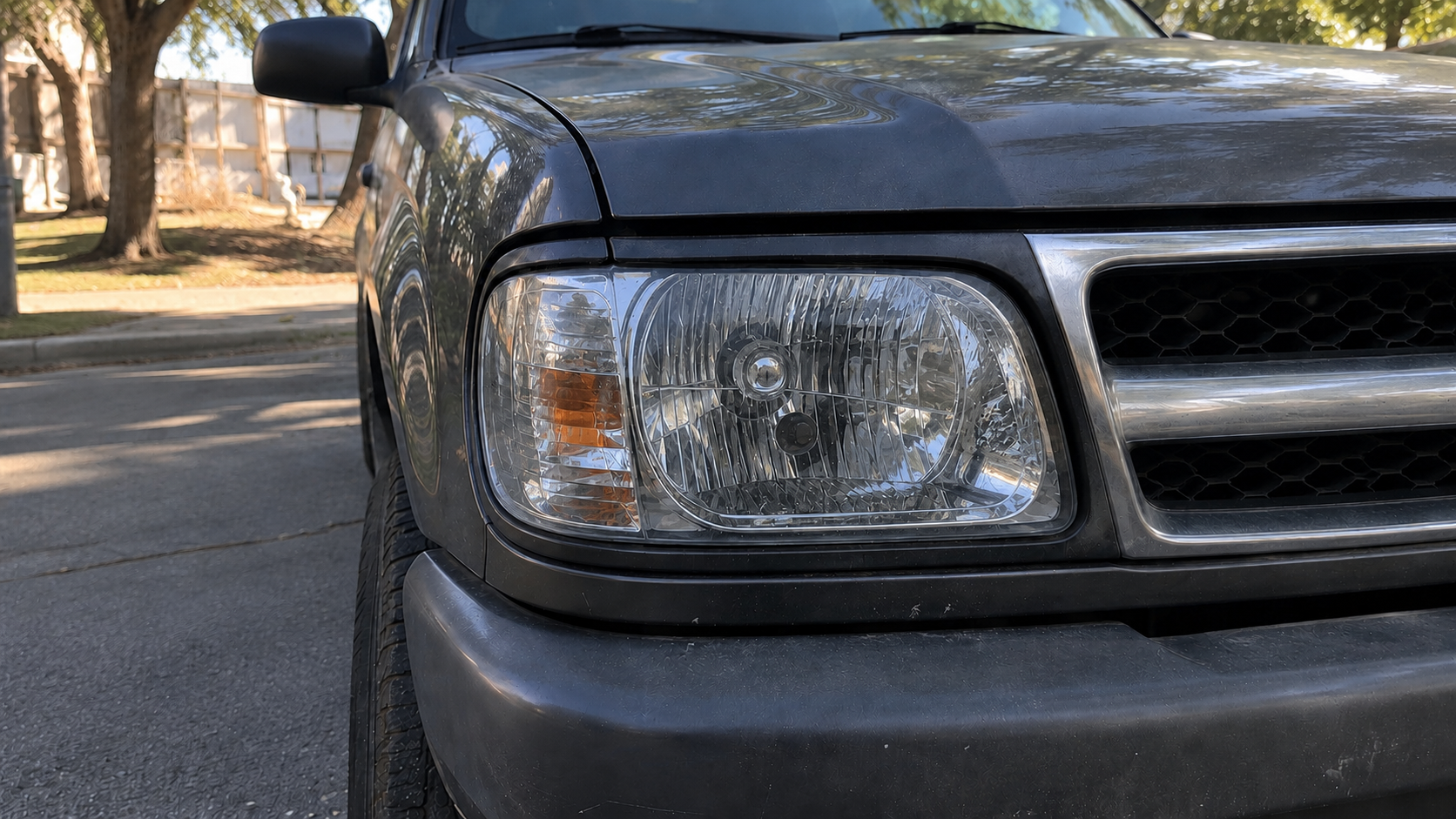 Headlight
              after restoration – crystal clear